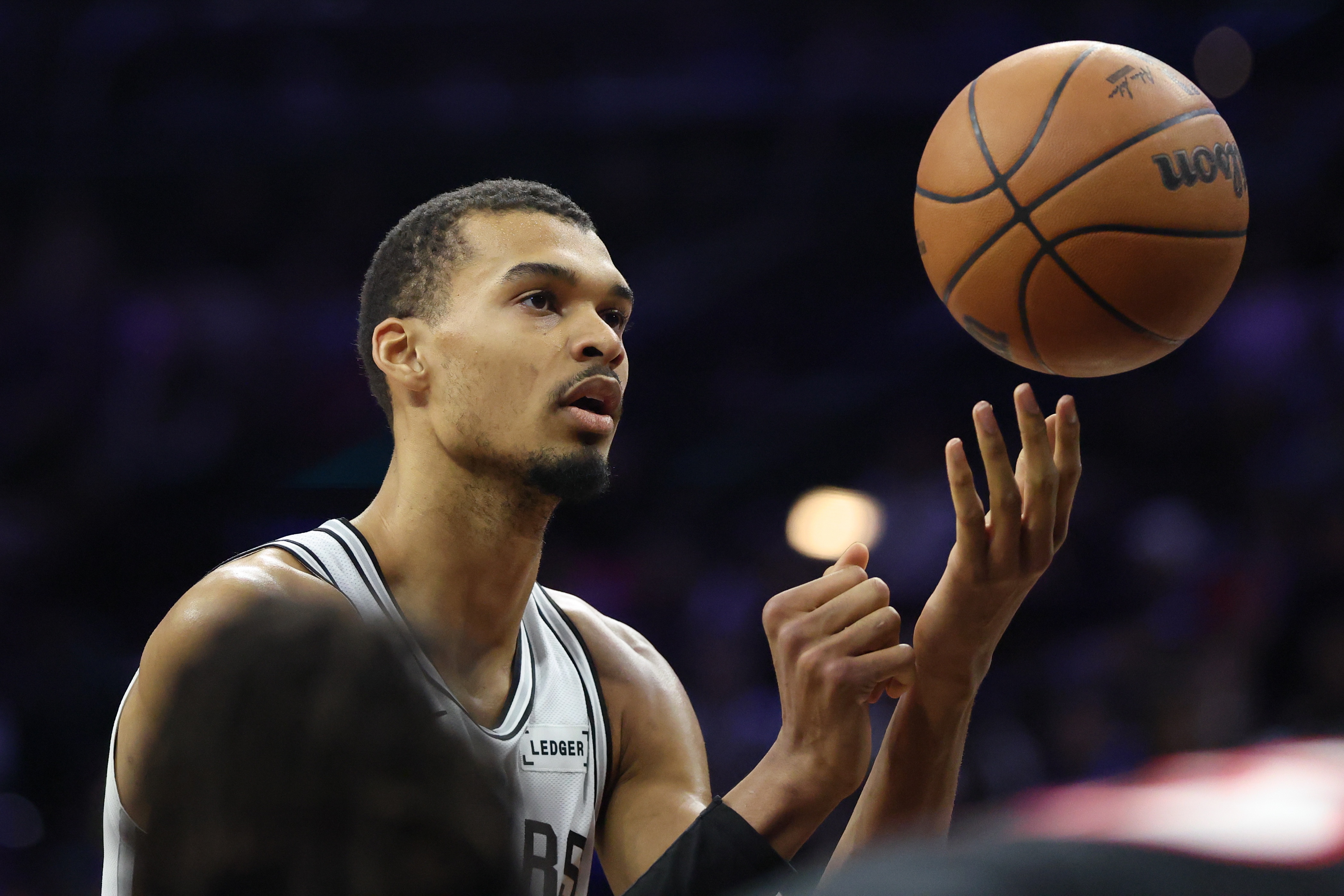 文班亚马：绿军不是最强阵容&amp;比赛条件有些特殊 即使赢球也需反思